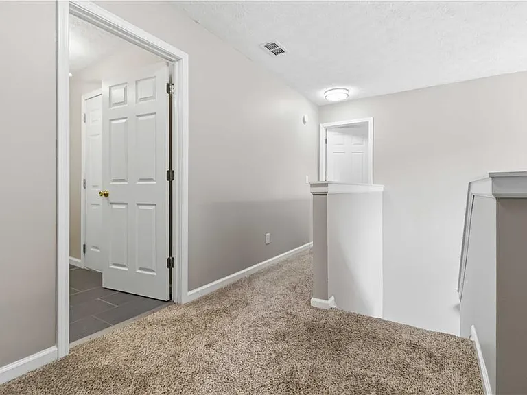 405 Plantation Way — Photo 29