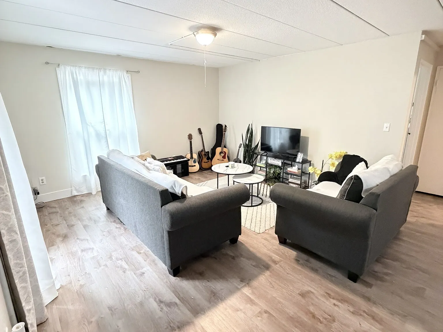 1 bed, 705 sqft, $1,925 — Photo 4