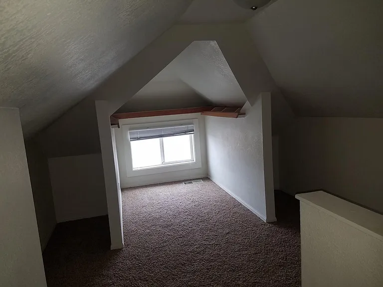 125 S Denver Ave — Photo 18