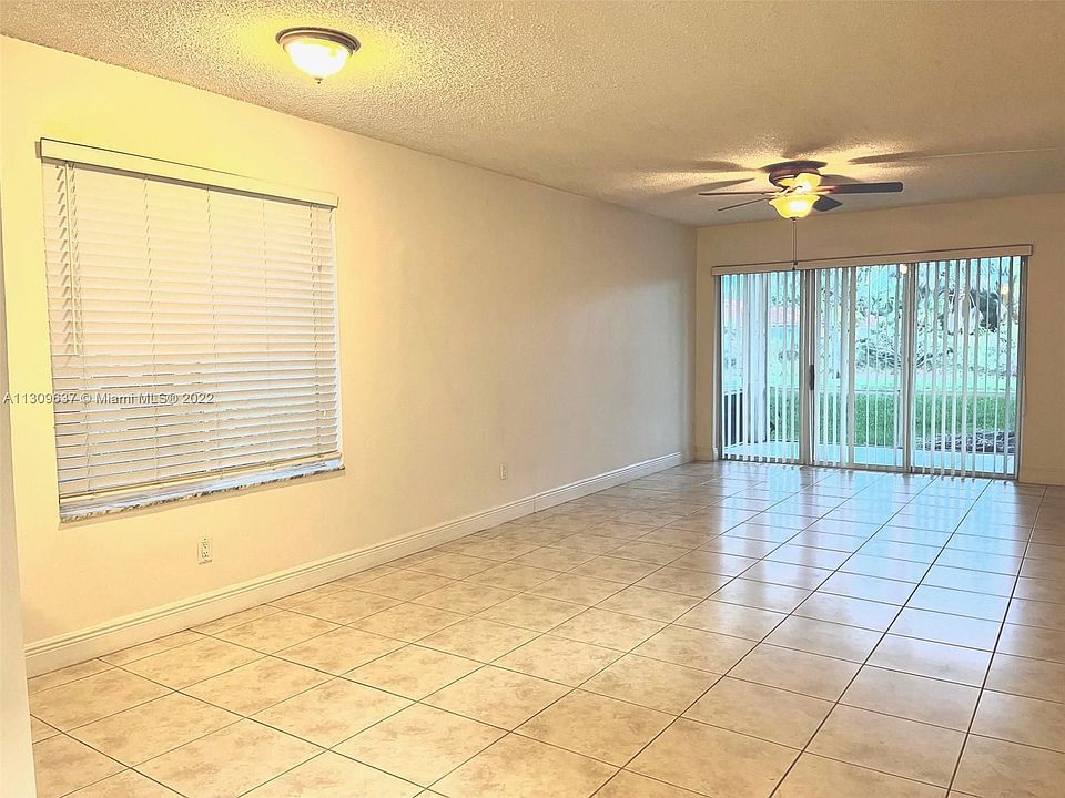 1st image of 949 Coral Club Dr #949