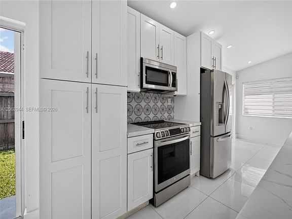 3rd image of 15772 SW 74th Ln
