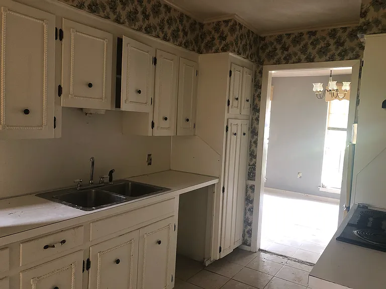 9541 Baird Rd — Photo 6