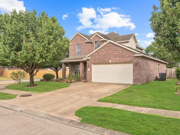 10003 Lynette Falls Dr, Houston, TX 77095