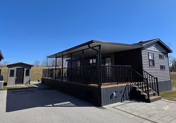 2nd image of 490 Empire Rd #Qmd208