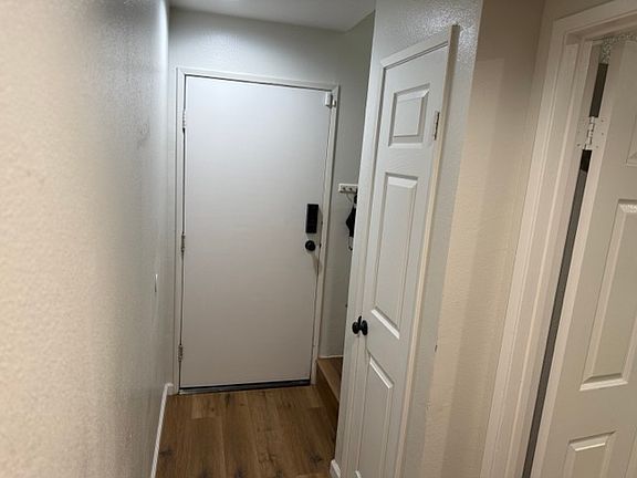 3rd image of 210 E Plymouth St APT 7