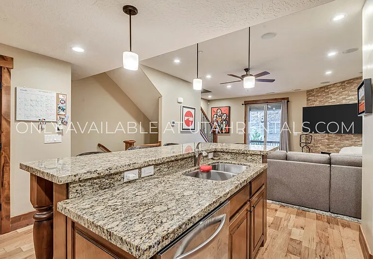 13412 N Alexis Dr — Photo 27