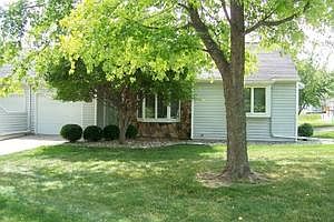 1st image of 6156 Woodside Dr