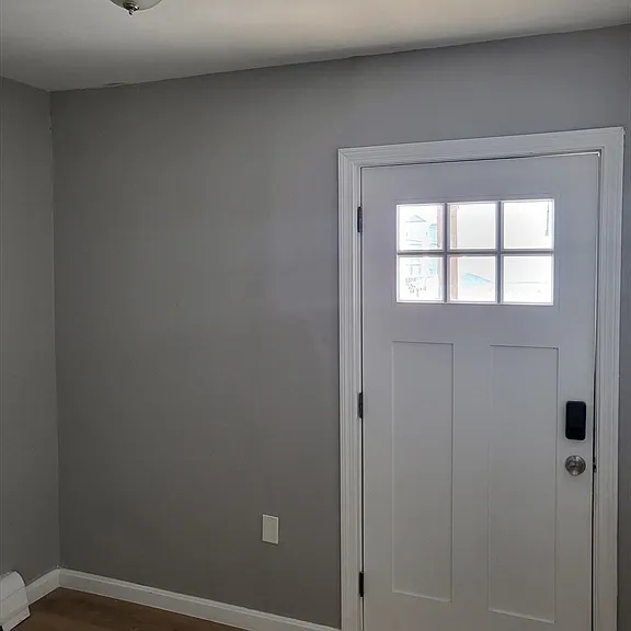 529 Warren St #1 — Photo 8