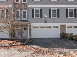 53 Grassy Plain St APT B6, Bethel, CT 06801