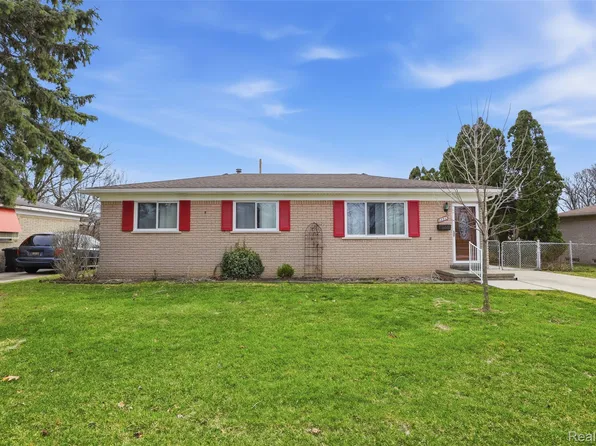 33519 Balmoral St, Westland, MI 48185