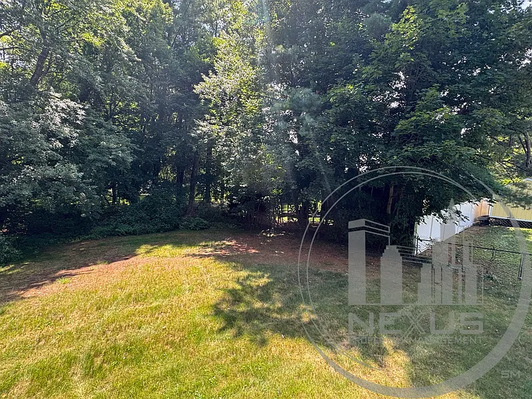 33 Northgate Rd — Photo 39