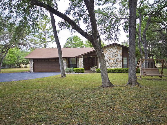 2nd image of 709 Willow Creek Cir