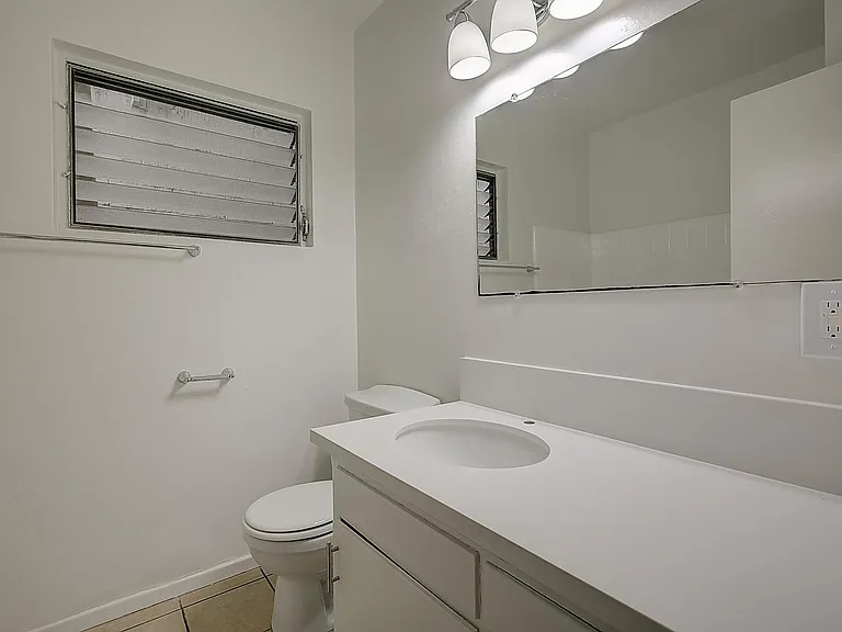 10584 Santa Monica Blvd #103 — Photo 15