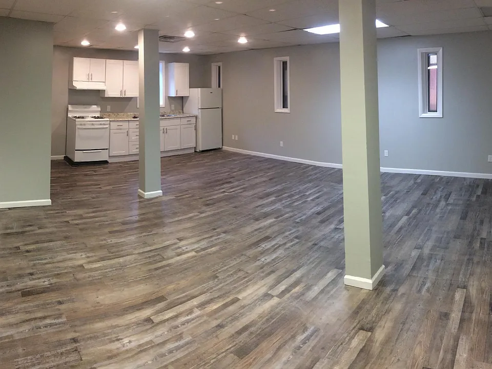 945 Beardsley St #1