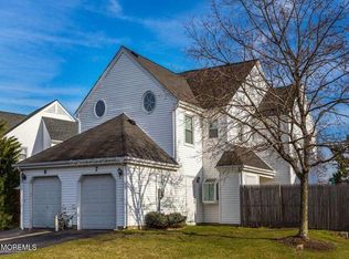 7 Lazarus Dr, Freehold, NJ 07728