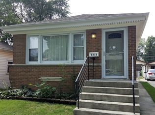3212 Dora St, Franklin Park, IL 60131