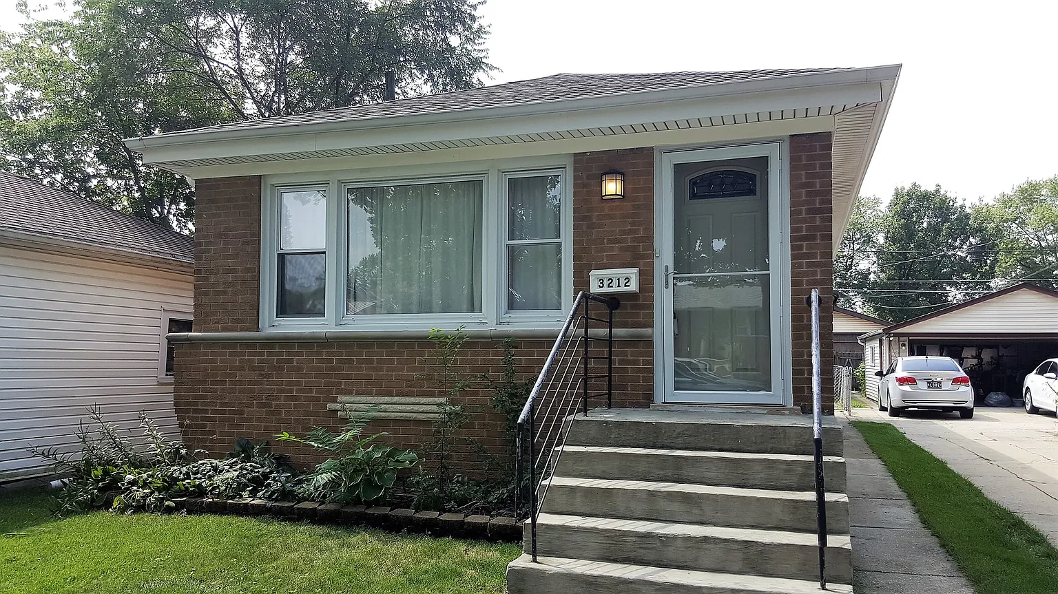 3212 Dora St photo 1