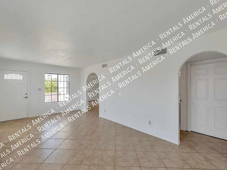 13831 N Kendall Dr #B — Photo 7