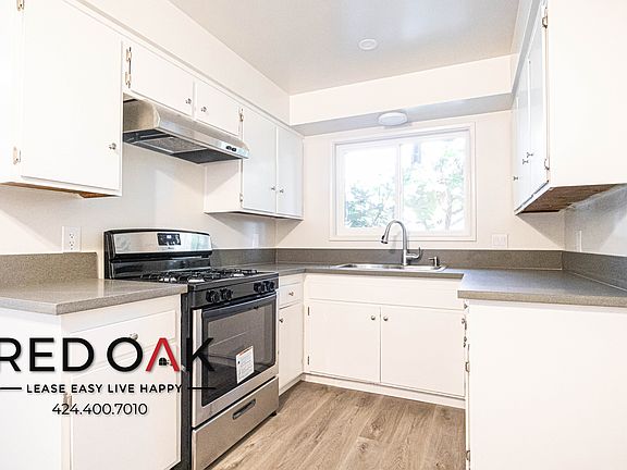 3rd image of 3735 Baldwin Ave #2