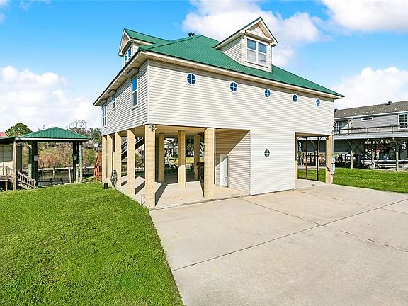 2nd image of 4575 Schmaltz Dr