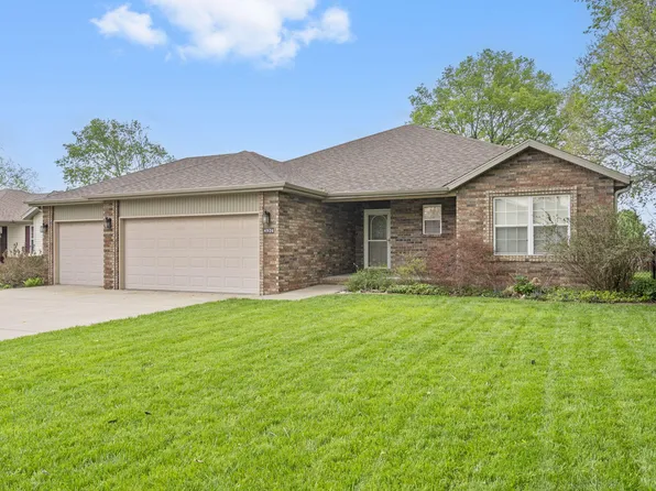 4926 W University Street, Springfield, MO 65802