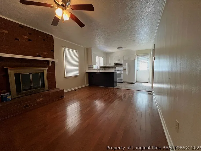 1319 Levy Dr — Photo 17