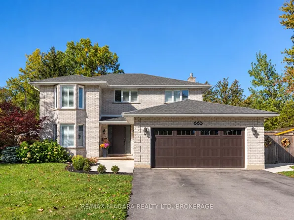 665 Daytona Dr, Fort Erie, ON L2A 5V4