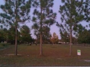 1661 Canady Pond Rd, Hope Mills, NC 28348