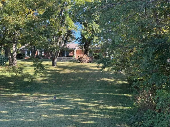 297 White Station Rd, Berea, KY 40403