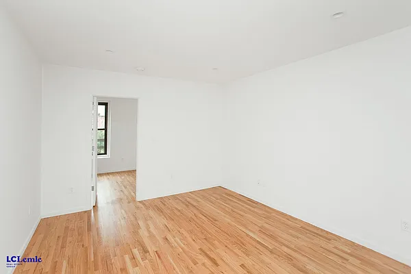 Rented by LC Lemle Real Estate Group | media 11