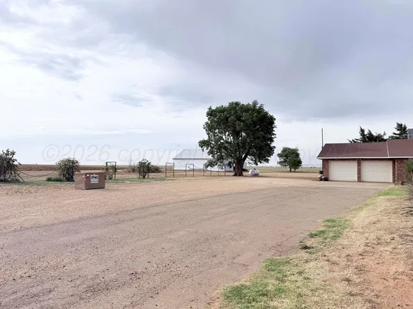 2034 County Road 621, Dimmitt, TX 79027