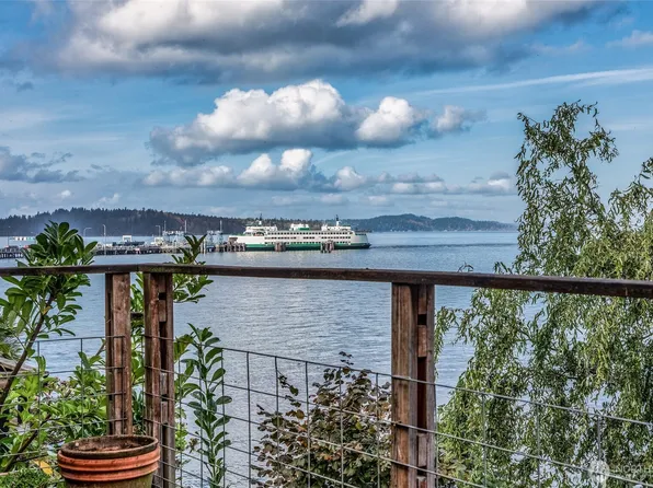 9804 SW Bunker Trail, Vashon, WA 98070