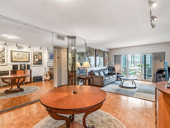 4th image of 1985 S Ocean Dr APT 5M