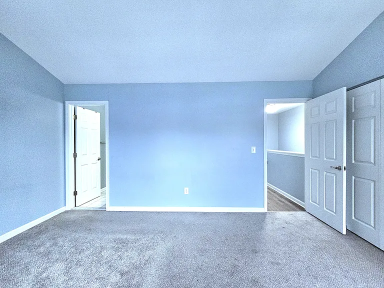 251 Hunters Run Ter — Photo 18