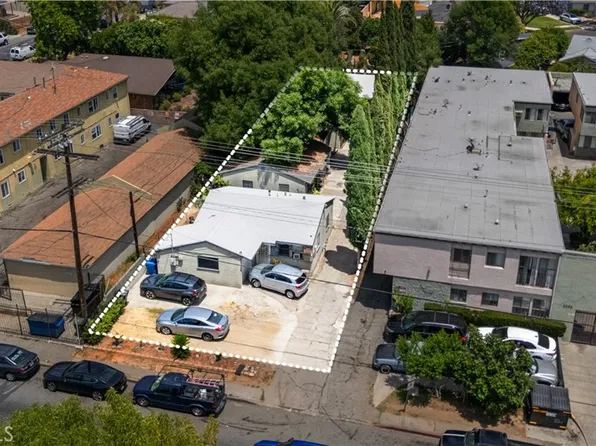 6240 Hazeltine Ave, Van Nuys, CA 91401