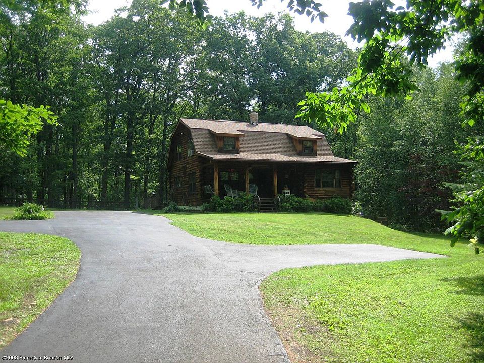 1st image of 221 Shady Ln