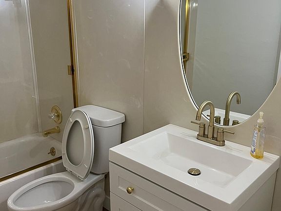 2nd image of 4931 Kurz Cir