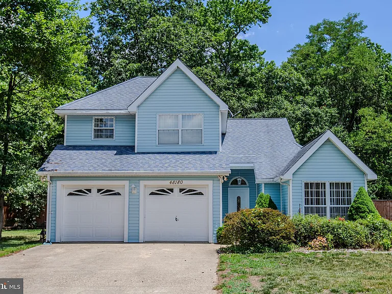48180 Mayflower Dr — Photo 1
