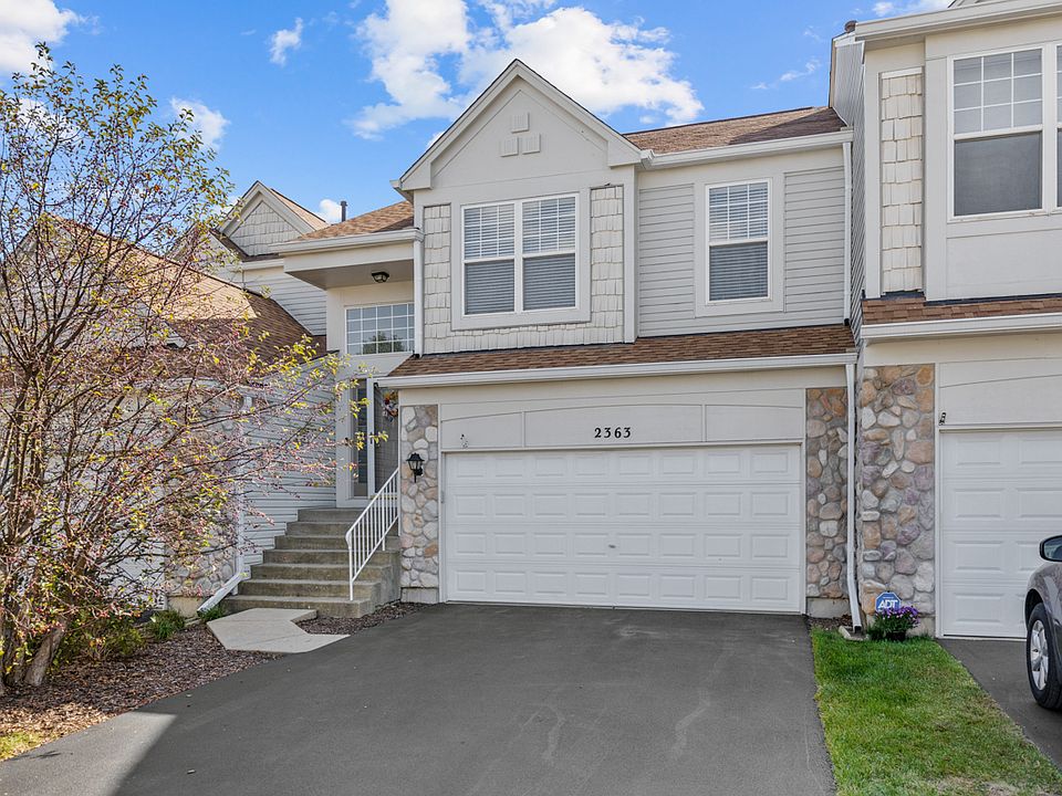 1st image of 2363 Cove Ct #2363