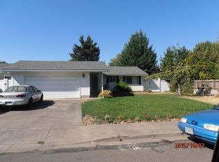 1020 Edwina Ave, Central Pt, OR 97502