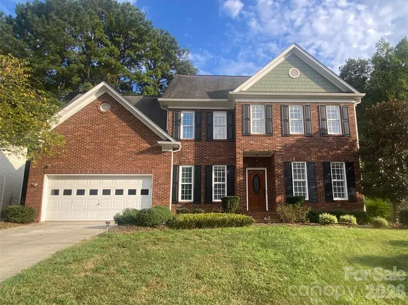 16908 Hampton Crossing Dr, Huntersville, NC 28078