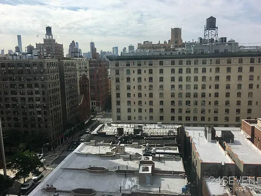 Rented by 24 7 NYC Realty Inc. | media 30