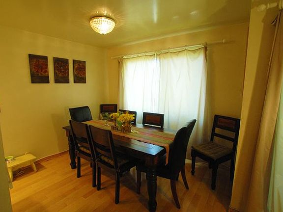 5th image of 525 N Sycamore Ave APT 307