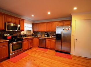 27 Archbridge Ln, Springfield, NJ 07081