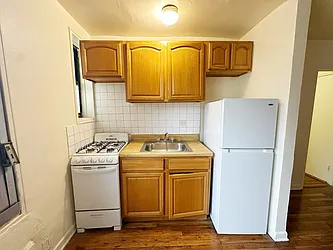 570 Ocean Avenue, #3E