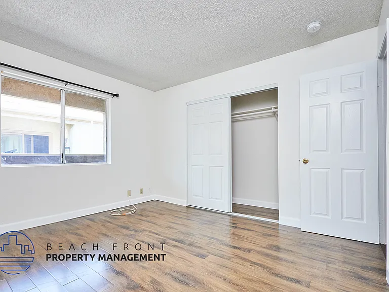 744 Rose Ave. — Photo 7