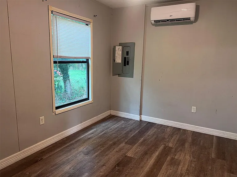 115 W Mulberry Ave #B — Photo 10