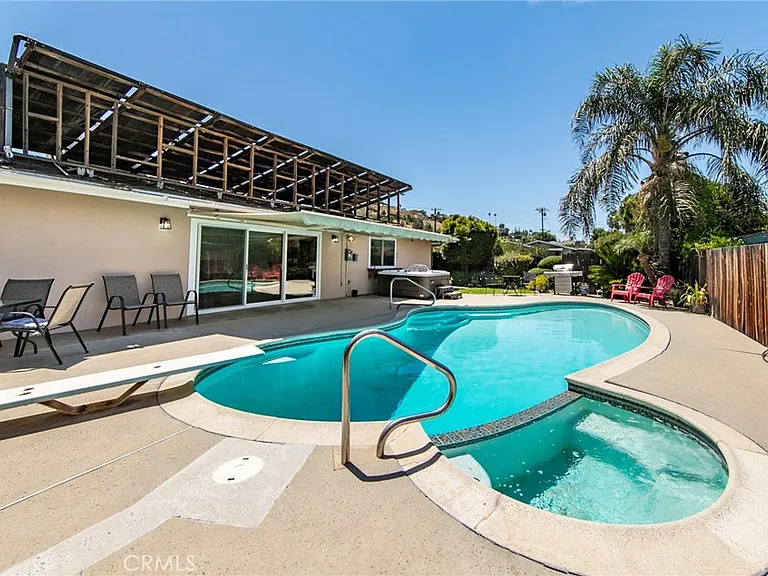 25050 Lawton Ave — Photo 11