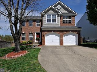 3020 Sassafras Tree Ct, Dumfries, VA 22026