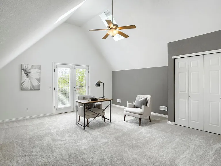 2250 N Washington St — Photo 24